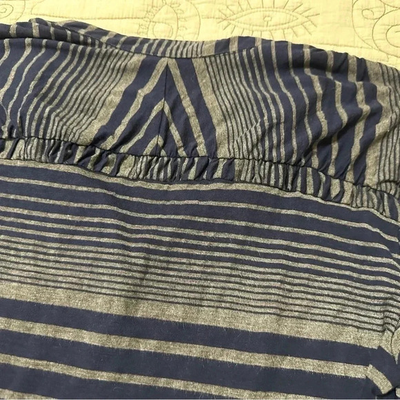 Ella Moss Striped Blue Gray Long Tab Sleeve Top Size L - Picture 4 of 9